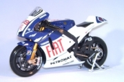 Yamaha YZR-M1  1/10