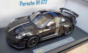 Porsche 911 GT3 Noire avec bande blanche GT3 Noire avec bande blanche 1/18