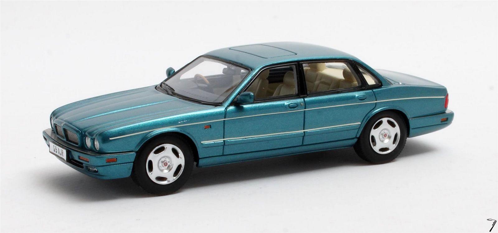 Jaguar XJR X300 turquoise - Edition limite  100 pices X300 turquoise - Edition limite  100 pices 1/43