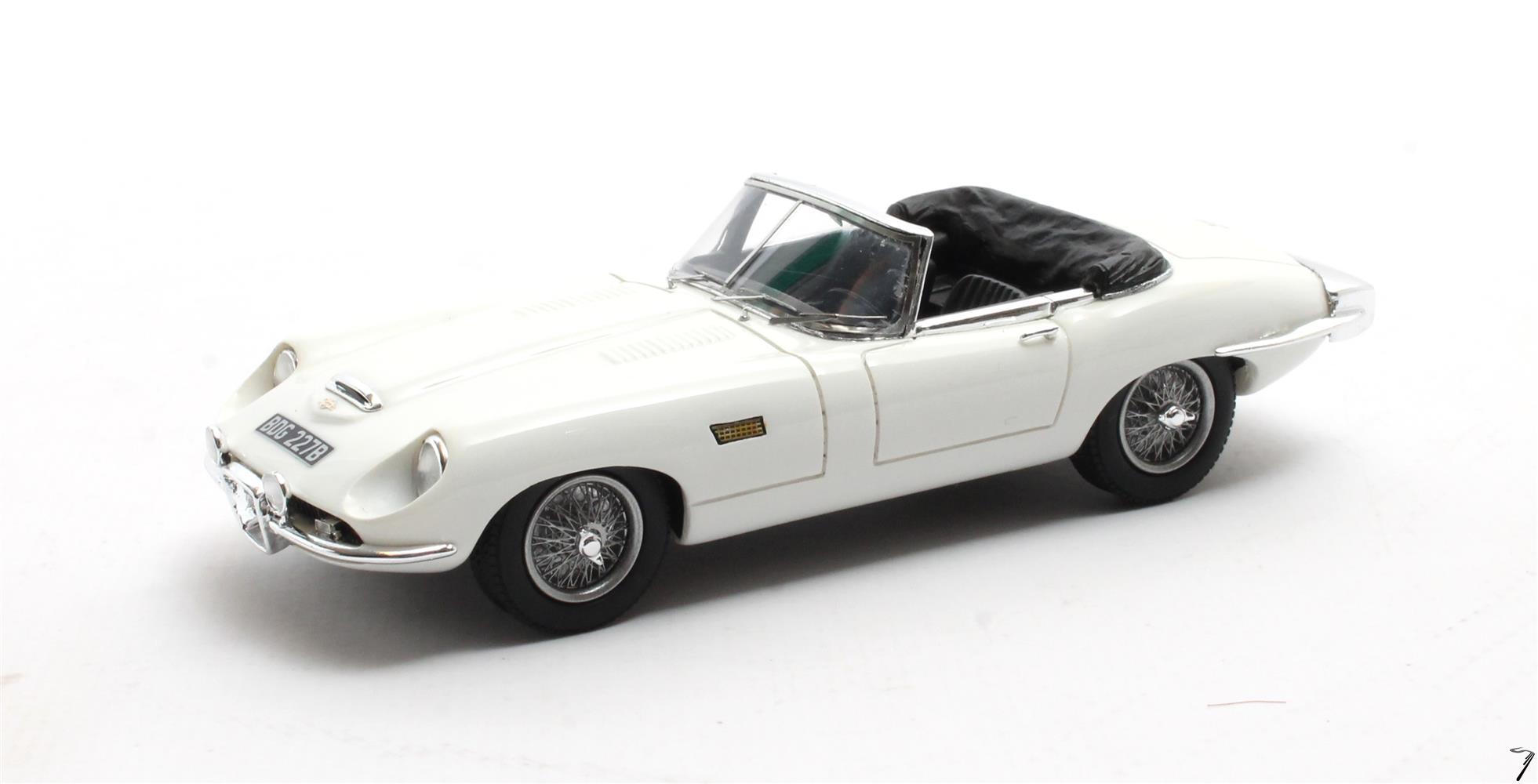 Jaguar Type E Roadster Italsuisse / Frua blanc Roadster Italsuisse / Frua blanc 1/43