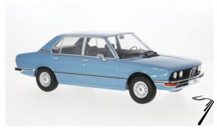 BMW . (E12) Bleu clair 1/18