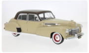 Cadillac Fleetwood Series 60 Special Sedan Beige Series 60 Special Sedan Beige 1/18