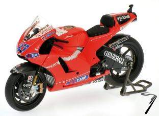 Ducati Desmosedici GP10  1/12