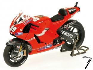 Ducati Desmosedici GP10  1/12