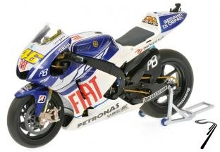 Yamaha YZR-M1   1/12