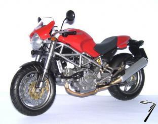 Ducati MONSTER S4 rouge  1/12