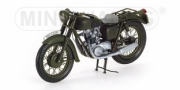 Triumph TR6 vert  1/12