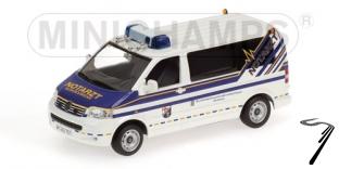 Volkswagen . Multivan Notarzt 1/43