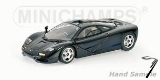 Mac Laren . F1 roadcar blue 1/12