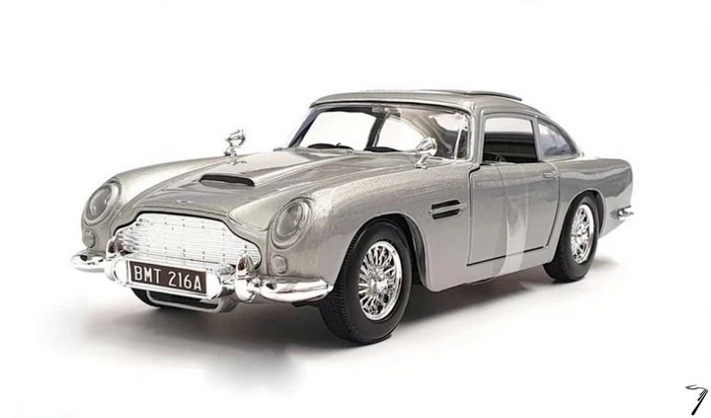 Aston Martin . James Bond Goldfinger 1/24