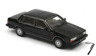Volvo . GLE black red interior 1/43