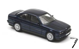 BMW . E34 blue 1/43