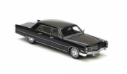 Cadillac . limousine noire 1/43