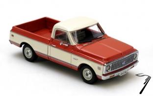 Chevrolet . C 10 red/white 1/43