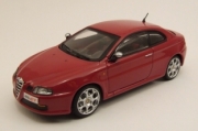 Alfa Romeo . GT JTDM rouge 1/43