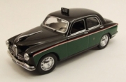 Alfa Romeo . Ti berlina super taxi Milan 1/43
