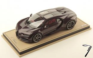 Bugatti Chiron Skyview rouge carbone/noir - Edition limite  79 pcs Skyview rouge carbone/noir - Edition limite  79 pcs 1/18