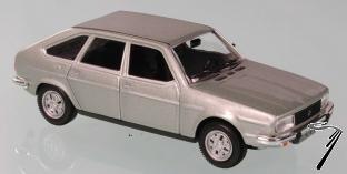Renault . Gris 1/43