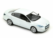 Renault . ZE white 1/43
