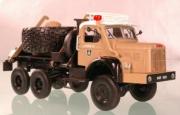 Berliet . 8 6x6 Porte roue de secours jaune Sable saharien 1/43