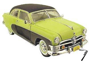 Ford . sportman vert 1/18