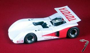 Toyota 7 Turbo blanc/rouge  1/43