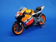 Honda RC211V New Generation  1/12