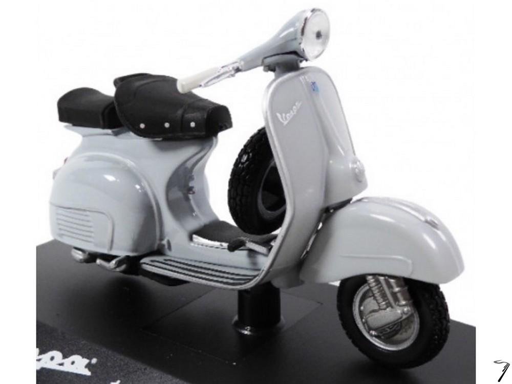 Vespa 125 VNBA - Bi-selle  1/18