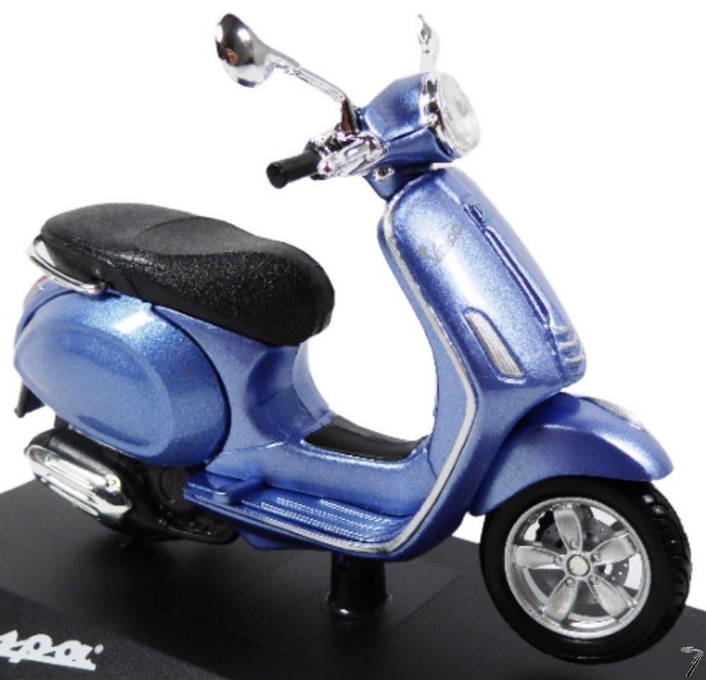 Vespa Primavera Bleu  1/18