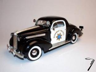 Pontiac . Police 1/18
