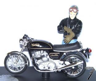 Norton 88003 - Commando Joe Bar Team  1/18