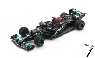 Mercedes W12E - 1er GP Russie - 100eme victoire Lewis Hamilton - avec Pit Board  1/43