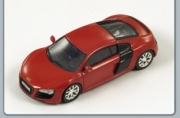 Audi . V10 Rouge 1/87