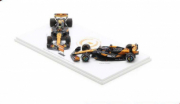 Mac Laren MCL38 - set de 2 F1 - Champion Constructeur avec Pit Board et Packaging Spécial  1/43