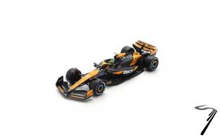 Mac Laren MCL38  1/64