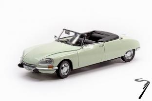 Citroen . White 1/18