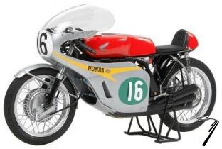 Honda RC 166  1/12