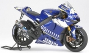 Yamaha YZR M1  1/12