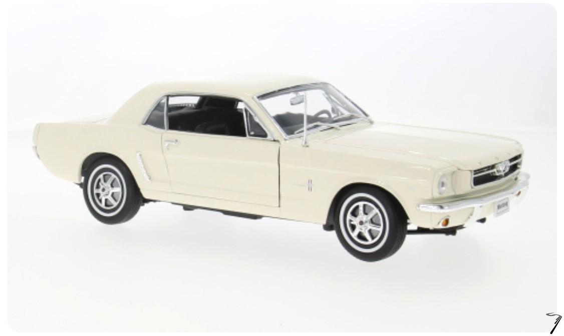 Ford Mustang Hard Top Blanche Hard Top Blanche 1/18