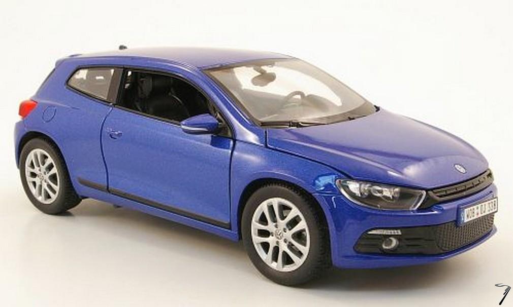 Volkswagen . 3 bleu 1/24