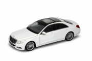Mercedes . (W222) white 1/24