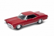 Buick . Grand Sport rouge 1/24