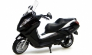 Peugeot Satelis 125 Compressor noir  1/18