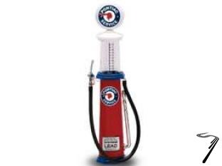 Divers . Pompe � essence  avec embl�me Pontiac (style B) 1/18