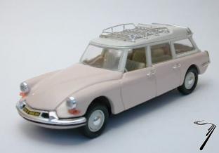 Citroen . 19 Break Beige 1/43