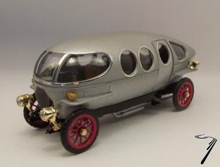 Alfa Romeo . argent 1/43