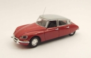 Citroen . 21 bordeaux 1/43