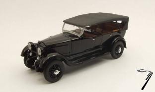 Mercedes . noire 1/43