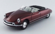 Citroen . 19 cabriolet rouge foncé 1/43