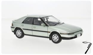 Mazda . F vert clair 1/24